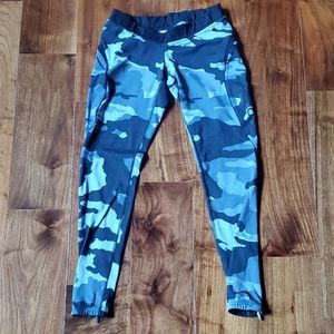 Better Bodies Camo Leggings
